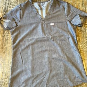 FIGS Catarina One-Pocket Scrub Top